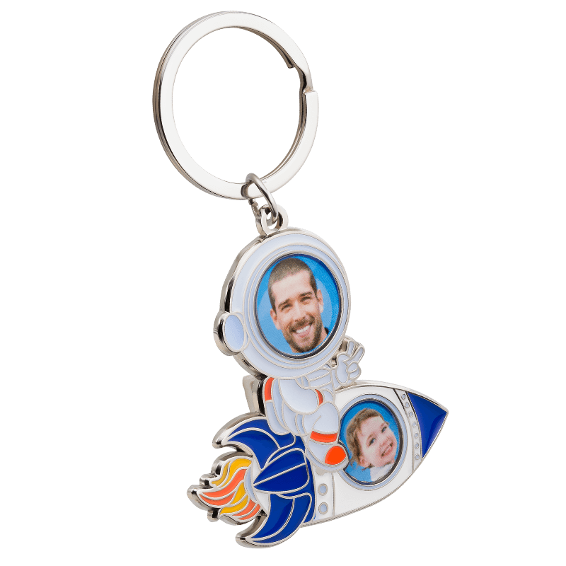 Astronautický Přívěsek na Klíče s Personalizovaným Obličejem